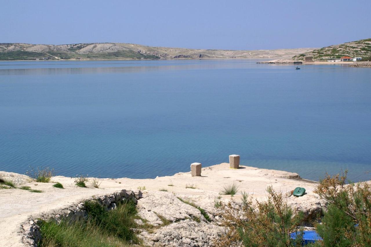 Apartments By The Sea Zubovici, Pag - 6394 ภายนอก รูปภาพ