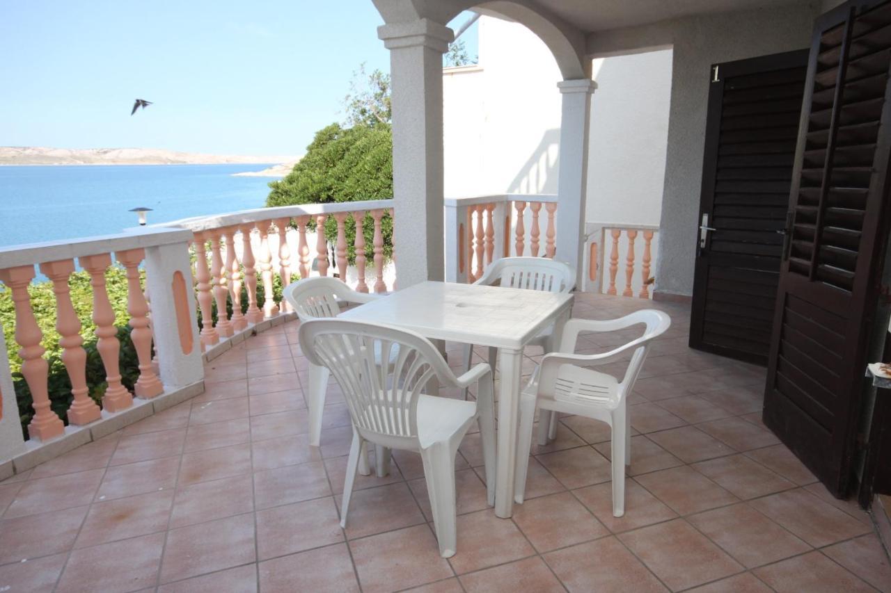 Apartments By The Sea Zubovici, Pag - 6394 ภายนอก รูปภาพ